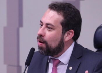 Para fortalecer frente nacional, PT abre mão pela primeira vez de candidatura em São Paulo