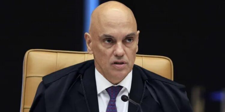 Moraes autoriza que Ministério da Justiça envie à CPMI do 8 de Janeiro imagens das invasões