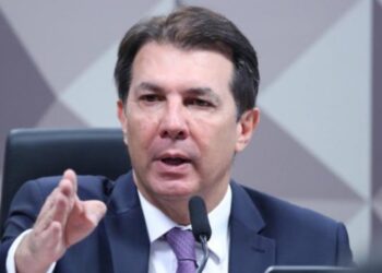 Presidente da CPMI não deve incluir investigação do caso das joias