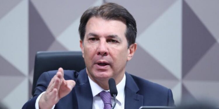 Presidente da CPMI não deve incluir investigação do caso das joias