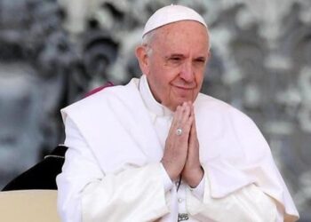 Papa condena atentado contra candidato à presidência do Equador: “Violência injustificável”