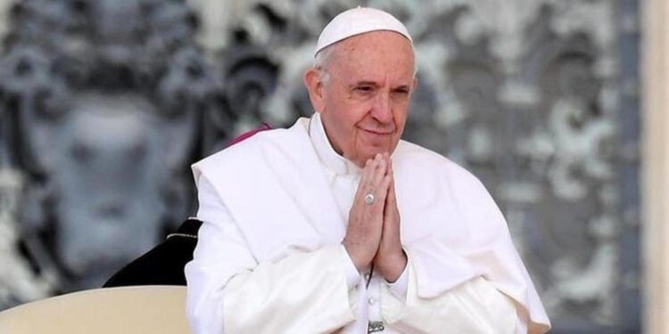 Papa condena atentado contra candidato à presidência do Equador: “Violência injustificável”