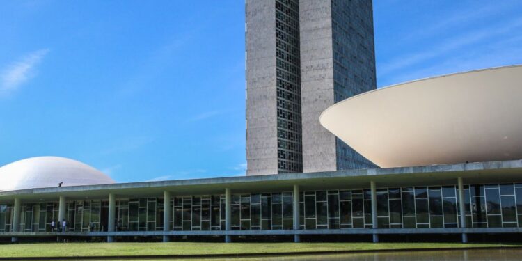 Congresso quer ampliar emendas parlamentares ao Orçamento de 2024