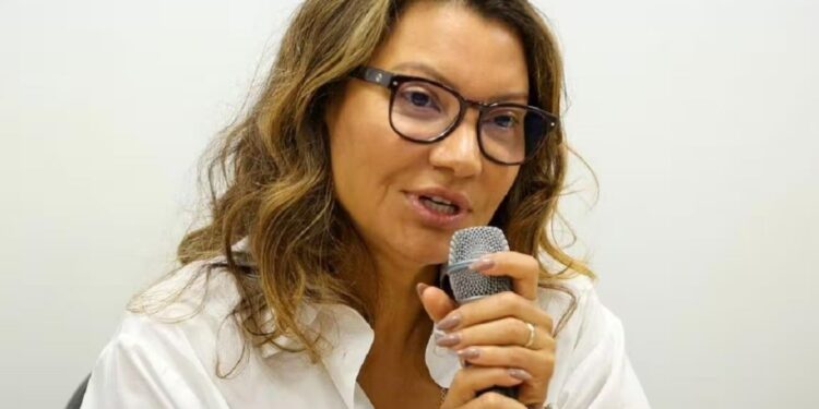 Janja relaciona privatização da Eletrobras ao apagão nacional desta terça-feira