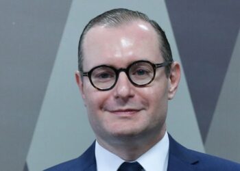 Após pedido de vista de Zanin, julgamento sobre a revisão da vida toda é adiado