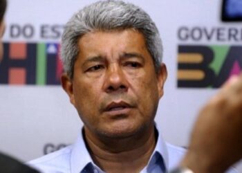 Após governo suspender contrato do VLT, Jerônimo estabelece prazo para abertura de nova licitação