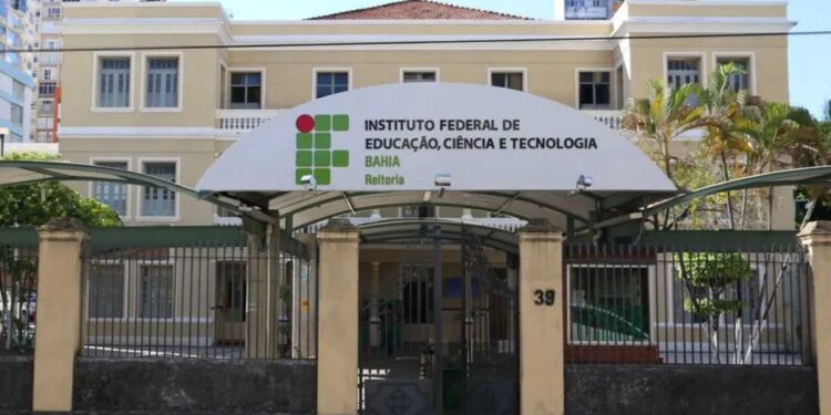 IFBA abre quase 6 mil vagas para cursos técnicos em 16 cidades baianas