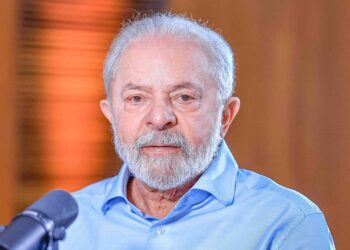 Lula manifesta solidariedade à família de Mãe Bernadete e coloca governo federal à disposição da Bahia
