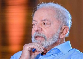 Lula desembarca na África do Sul para Cúpula do Brics