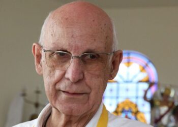 Idoso de 72 anos confessa ter escrito bilhete com ameaças ao padre Julio Lancellotti