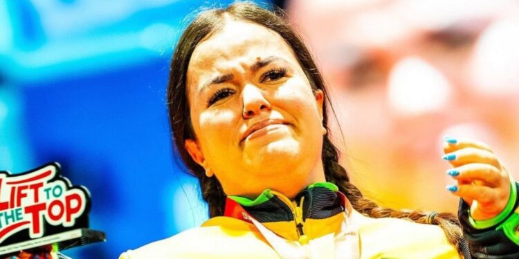 Mariana d’Andrea conquista primeiro ouro brasileiro em Mundial de Halterofilismo