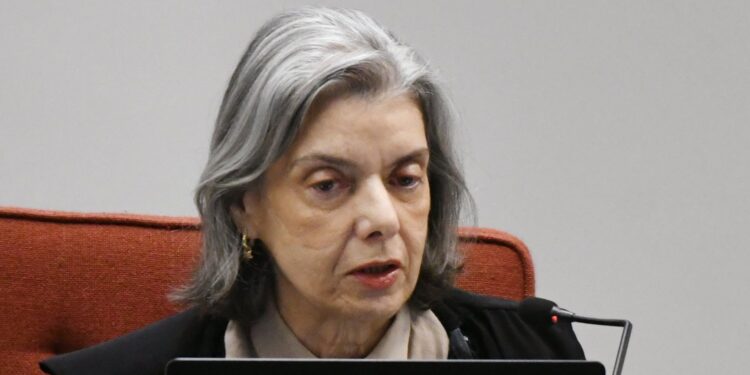 Supremo discute direito a folga quinzenal das mulheres aos domingos