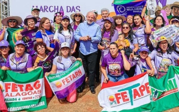 Lula anuncia programa de reforma agrária e pacto de prevenção ao feminicídio