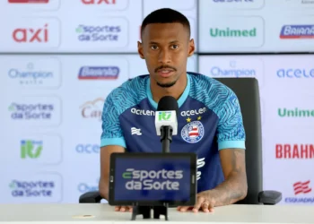 Ademir tenta concretizar a ‘lei do ex’ contra o América-MG