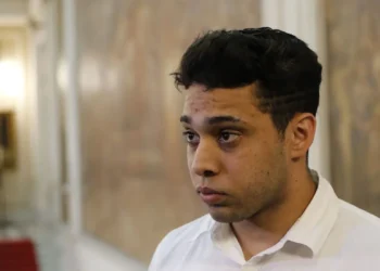 Cumprindo pena por estupro, Gabriel Monteiro se casa em presídio