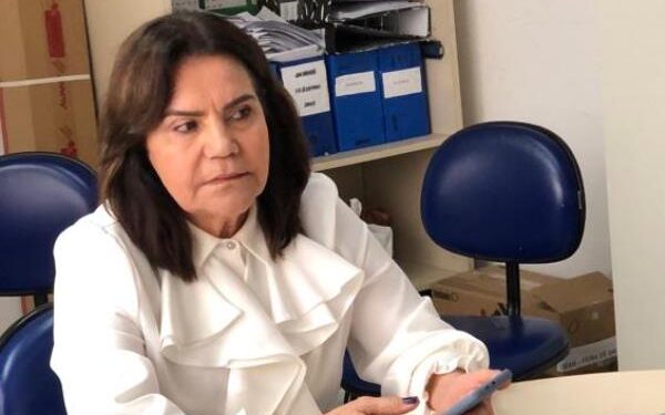 Presidente da Câmara de Feira recorre à Delegacia da Mulher contra três vereadores