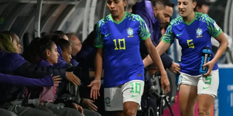 Copa do Mundo: Brasil empata com a Jamaica e está fora da Copa Feminina