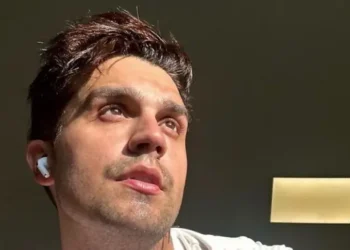 Luan Santana surpreende ao comentar desempenho na cama: “Imbrochável”