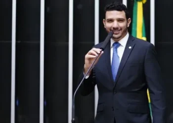 Deputados federais baianos usam mais de R$ 3 mi em divulgação e ocupam 2º lugar em ranking nacional