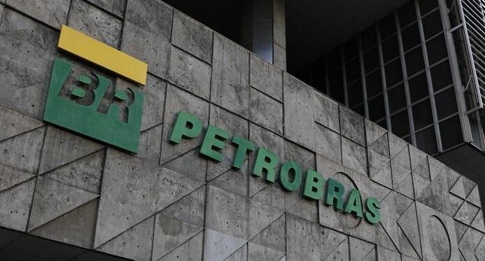 Petrobras chamará 2.710 aprovados em concursos