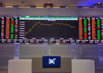 Ibovespa cai pela 13ª vez seguida; saiba a causa da desvalorização