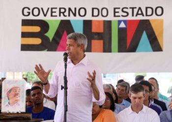 Jerônimo sanciona reajuste de 4% para servidores do TJ-BA e do MP-BA