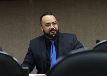 Deputado diz que governador está ‘fugindo da responsabilidade’ sobre ponte Salvador-Itaparica