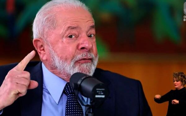 Lula anuncia criação de novo ministério em meio a negociação da reforma ministerial