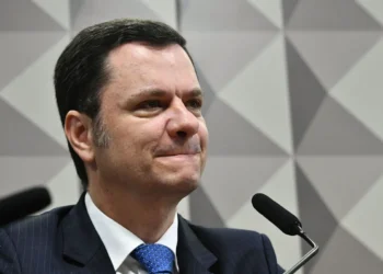 Torres nega omissão nos acampamentos em frente aos quartéis