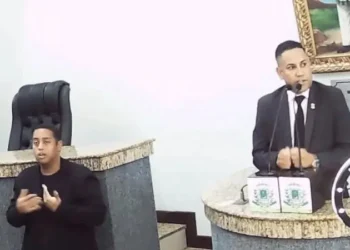 Vereador denuncia agressão contra presidente da Câmara durante sessão