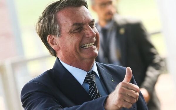 Jair Bolsonaro vai receber título de cidadão honorário de Minas Gerais