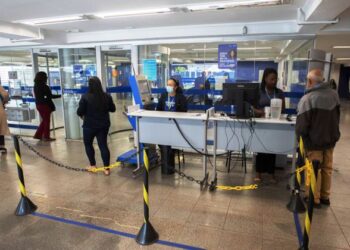 Caixa paga novo Bolsa Família a beneficiários com NIS de final 6