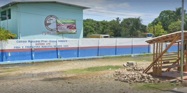 Professor é afastado de colégio após denúncia de abuso sexual na Ilha