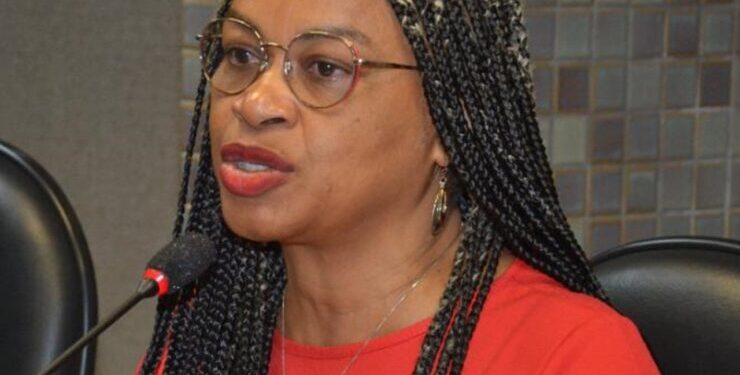 Olívia Santana critica letalidade da PM da Bahia e cobra ações de governador: ‘número de guerra’