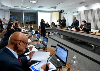 CCJ rejeita emenda ao projeto que altera Código Penal Militar