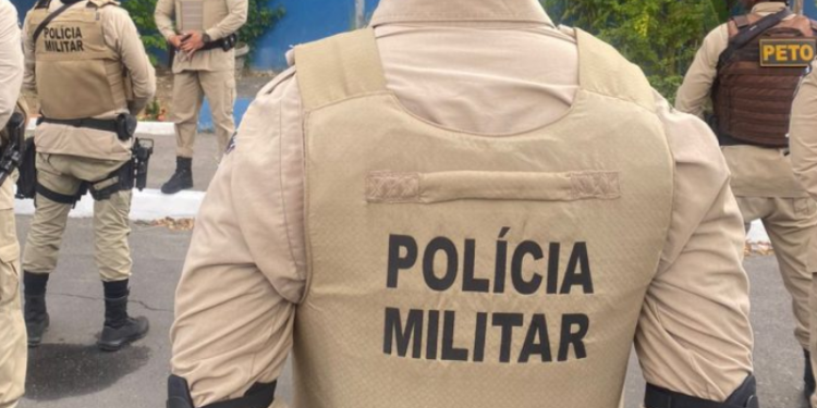 PM da reserva e filho são baleados no interior da Bahia