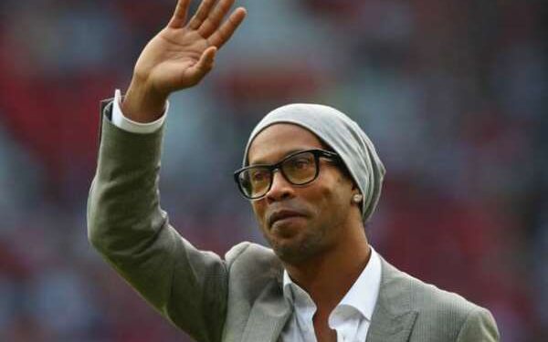 Ronaldinho Gaúcho não comparece à CPI e pode ser conduzido coercitivamente