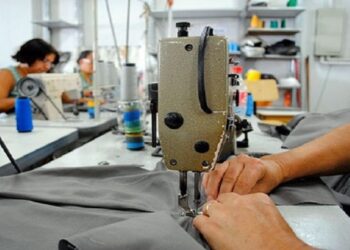 Setor de serviços na Bahia cai em junho, mas cresce 7,8% no 1º semestre