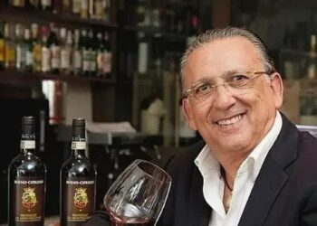 Justiça bloqueia contas bancárias de Galvão Bueno, mas só encontra R$ 36,87