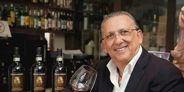 Justiça bloqueia contas bancárias de Galvão Bueno, mas só encontra R$ 36,87