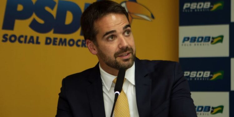 Justiça anula mandato de Eduardo Leite como presidente do PSDB e determina novas eleições