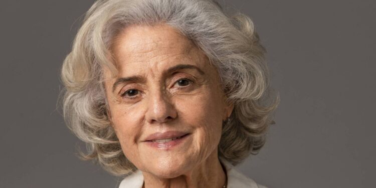 Marieta Severo fala pela primeira vez sobre luta contra câncer