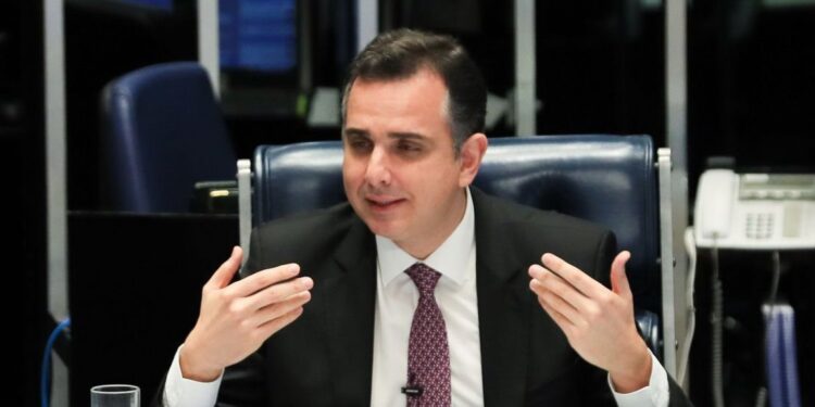 Pacheco diz que Senado “está muito ávido por discutir” o fim da reeleição