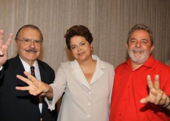 Lula tem conversa reservada com Sarney na posse de Barroso
