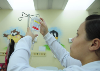 Piso da enfermagem: cidades baianas vão receber mais de R$ 60 milhões para parcela de setembro