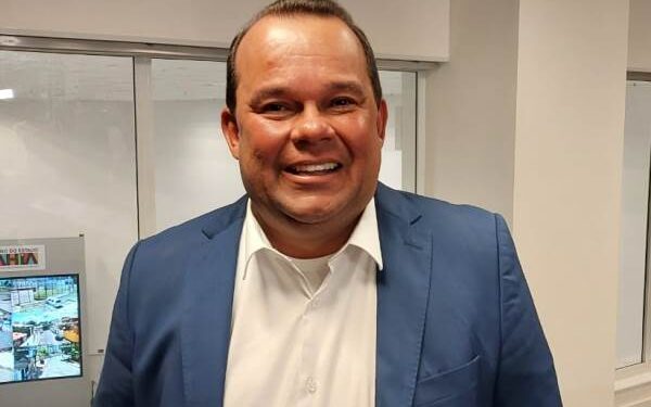 Vice-governador minimiza saída do PSOL da base do governo: ‘processo democrático’