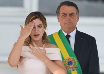 Em conversas reservadas, Bolsonaro diz não querer Michelle na Presidência ‘de jeito nenhum’