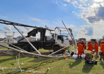 Operário morre e outros 3 ficam feridos após acidente em estrutura montada para 7 de Setembro