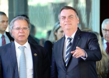 Paulo Guedes é cobrado a defender ‘legado’ de Bolsonaro