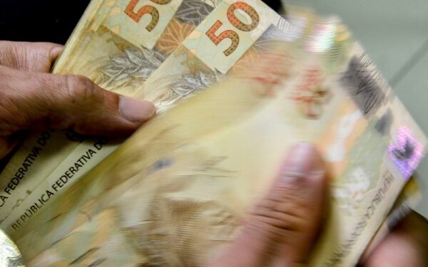 Contas públicas têm déficit de R$ 22,8 bilhões em agosto